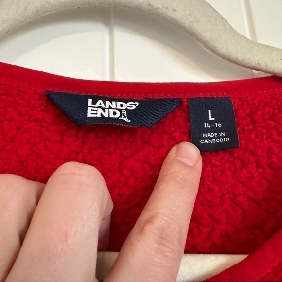 Lands’ End oversized red fuzzy sweater super warm and cozy long sleeve women’s L - Picture 2 of 8